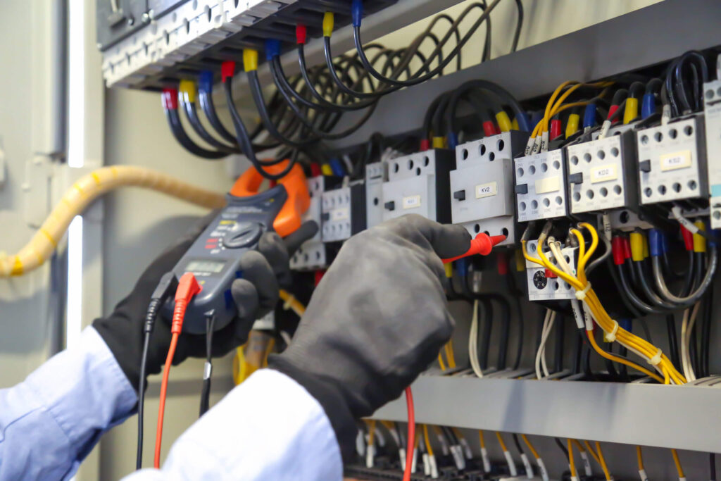 instalare sisteme electrice